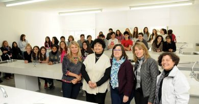 Se inauguró el Laboratorio de Química Se inauguró el Laboratorio de Química